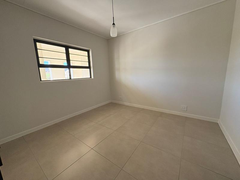 To Let 1 Bedroom Property for Rent in Richwood Western Cape